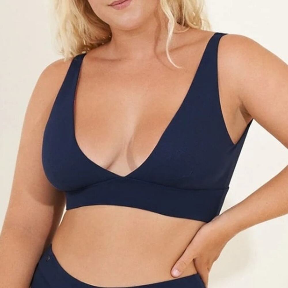 Maaji Long Line Triangle Bikini Top‎ L Reversible Textured Navy Aqua Blue